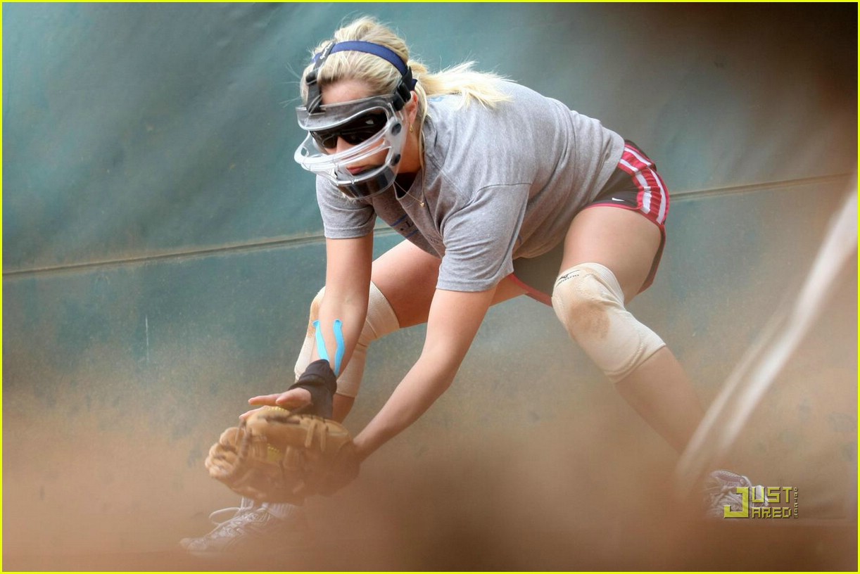 reese witherspoon ucla softball drills 091949351
