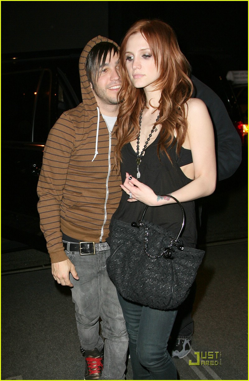Pete Wentz is Happy, Ashlee Simpson is Not Photo 1942571 Ashlee