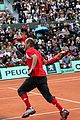 roger federer attacked at french open 04