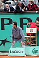 roger federer attacked at french open 07