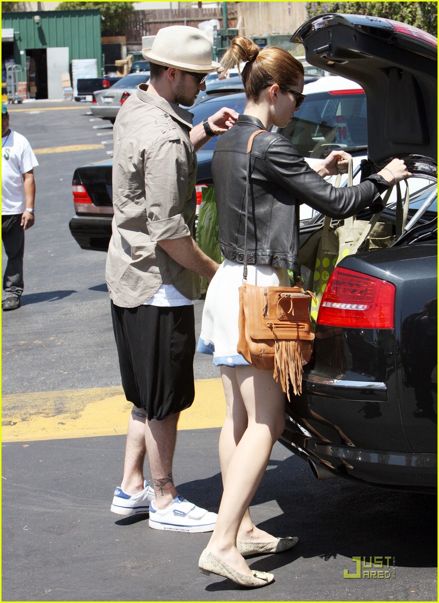 Justin Timberlake & Jessica Biel Fourth of July Grocery Shopping