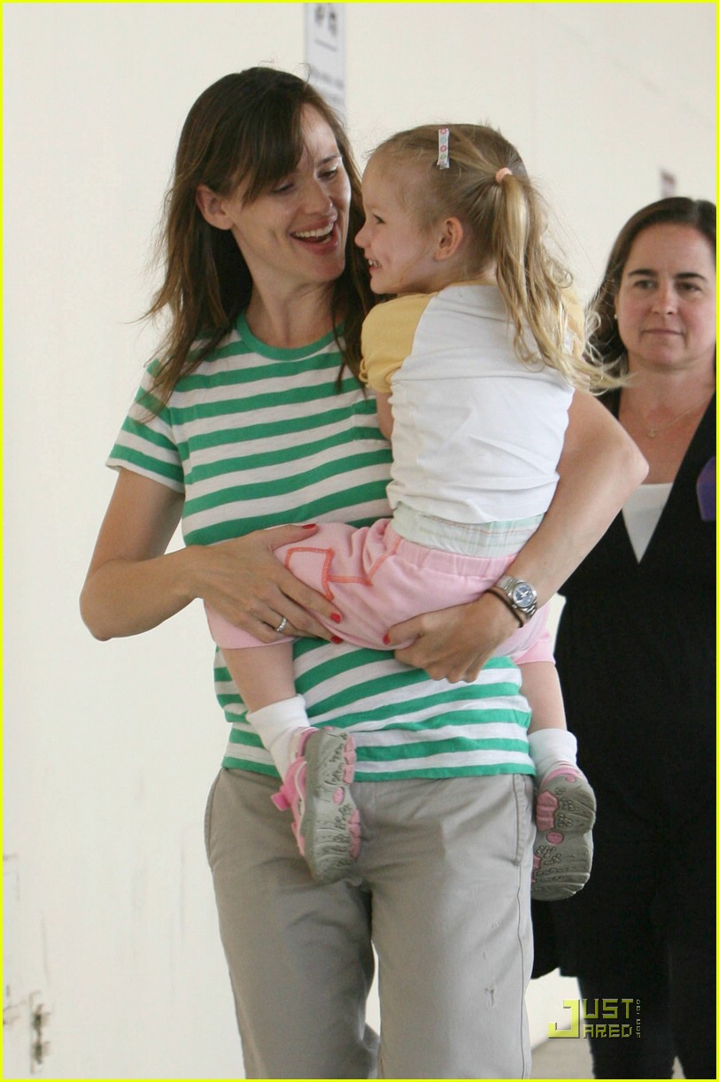 Jennifer Garner Stripe Central Photo 2026641 Ben Affleck, Celebrity