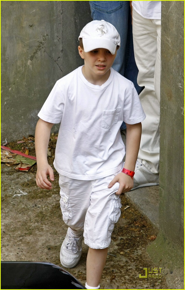 Madonna & Kabbalah Kids Celebrate Fourth of July Photo 2033371(02)