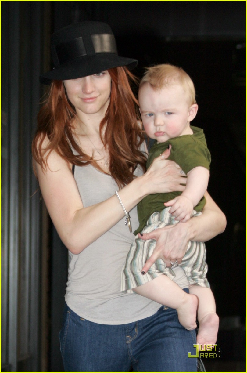 ashlee simpson baby play date 202072992
