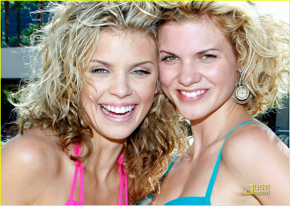 annalynne mccord soaks with her sister 19