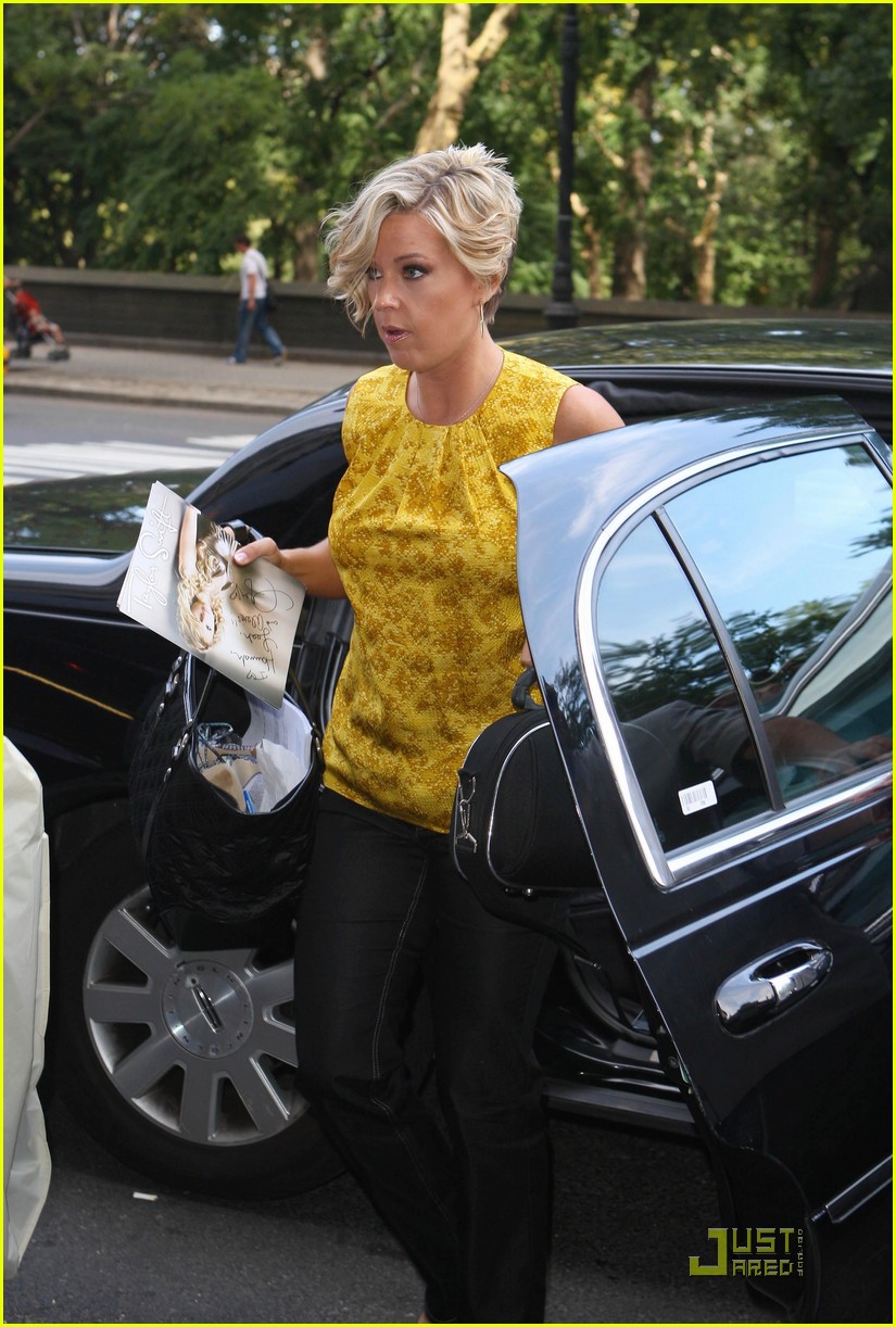 Kate Gosselin's New Haircuit Makes Waves Photo 2216842 Jon & Kate