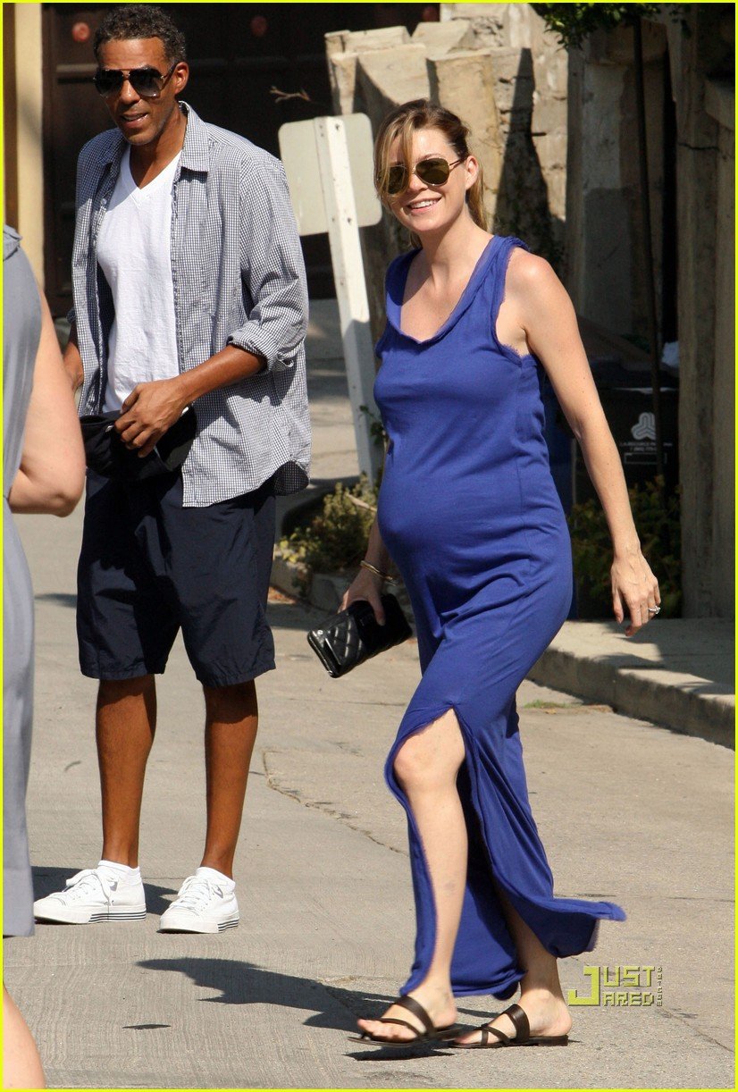 Ellen Pompeo: Royal Blue Baby Bump: Photo 2200161 | Chris Ivery, Ellen  Pompeo, Pregnant Celebrities Photos | Just Jared: Entertainment News, image size:826x1222