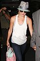 leann rimes lands at the airport 01