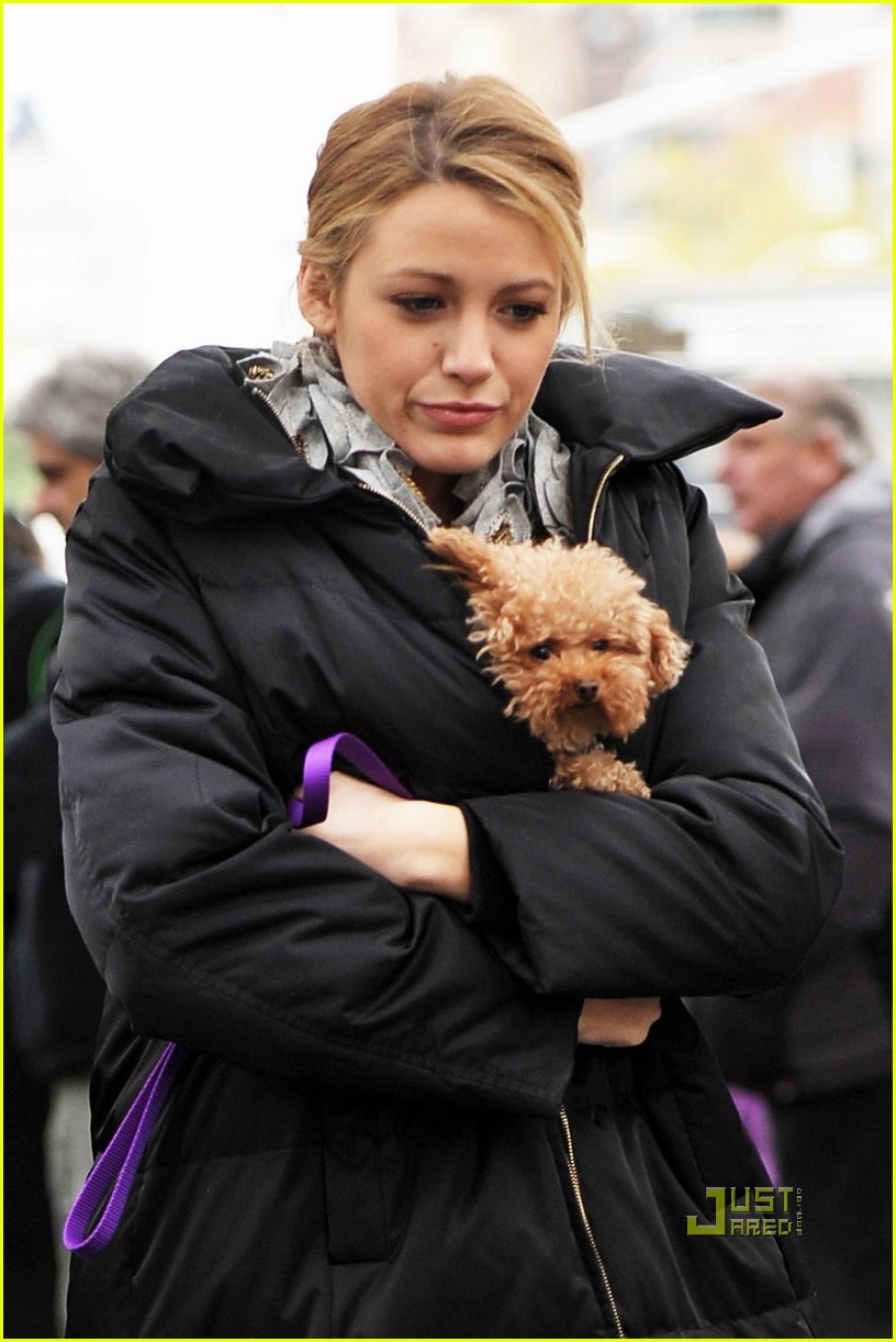 blake lively chace crawford caffeine fix 072286802