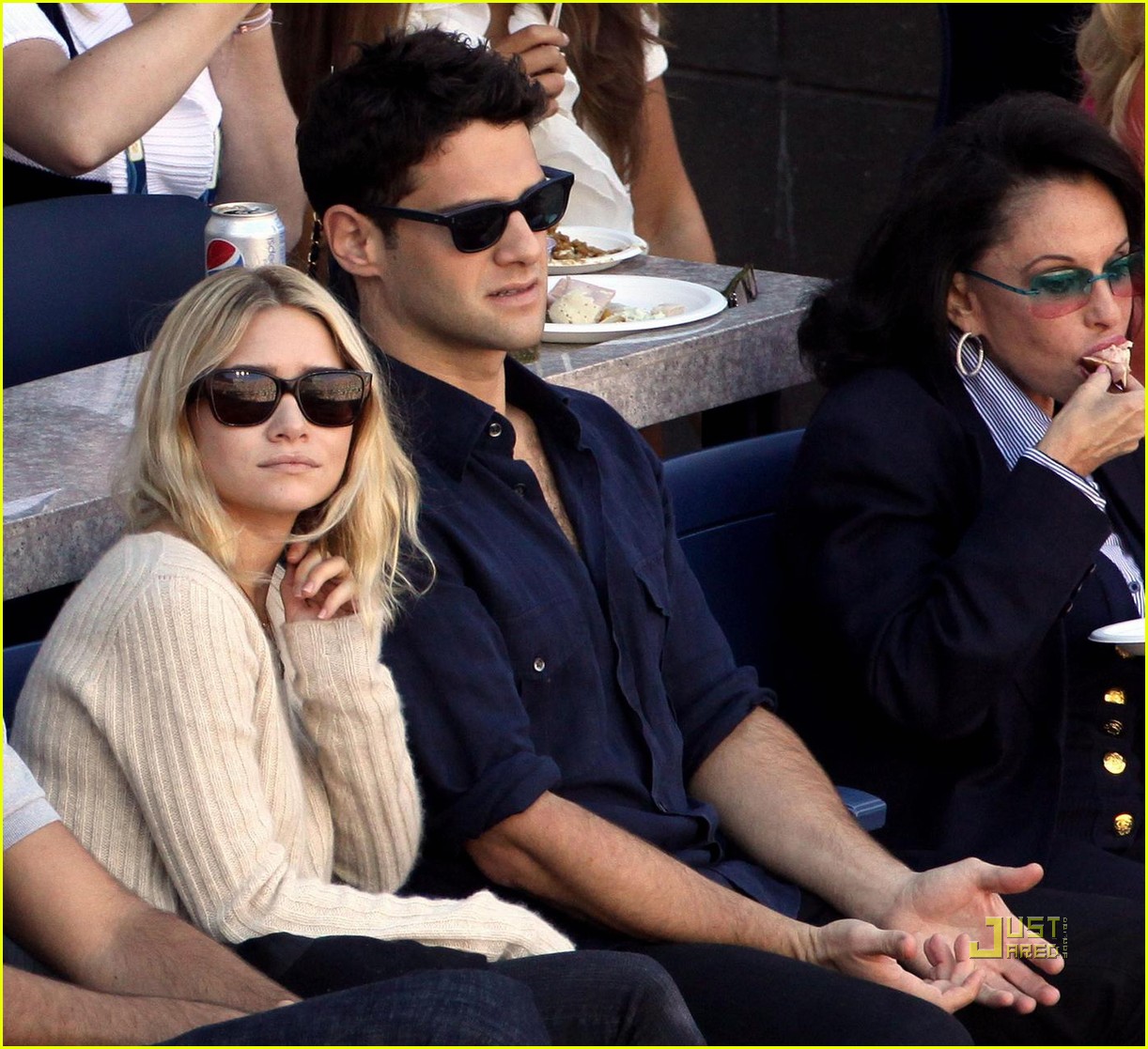 Olsen Twins Double Date in Paris! Photo 2271302 Ashley Olsen