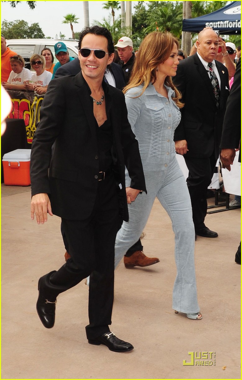jennifer lopez marc anthony decked our dolphins 102404312