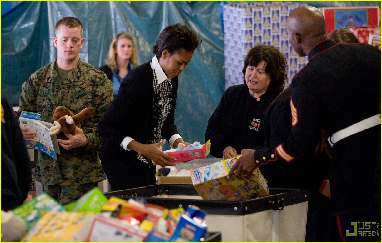 michelle obama toys for tots 132402237