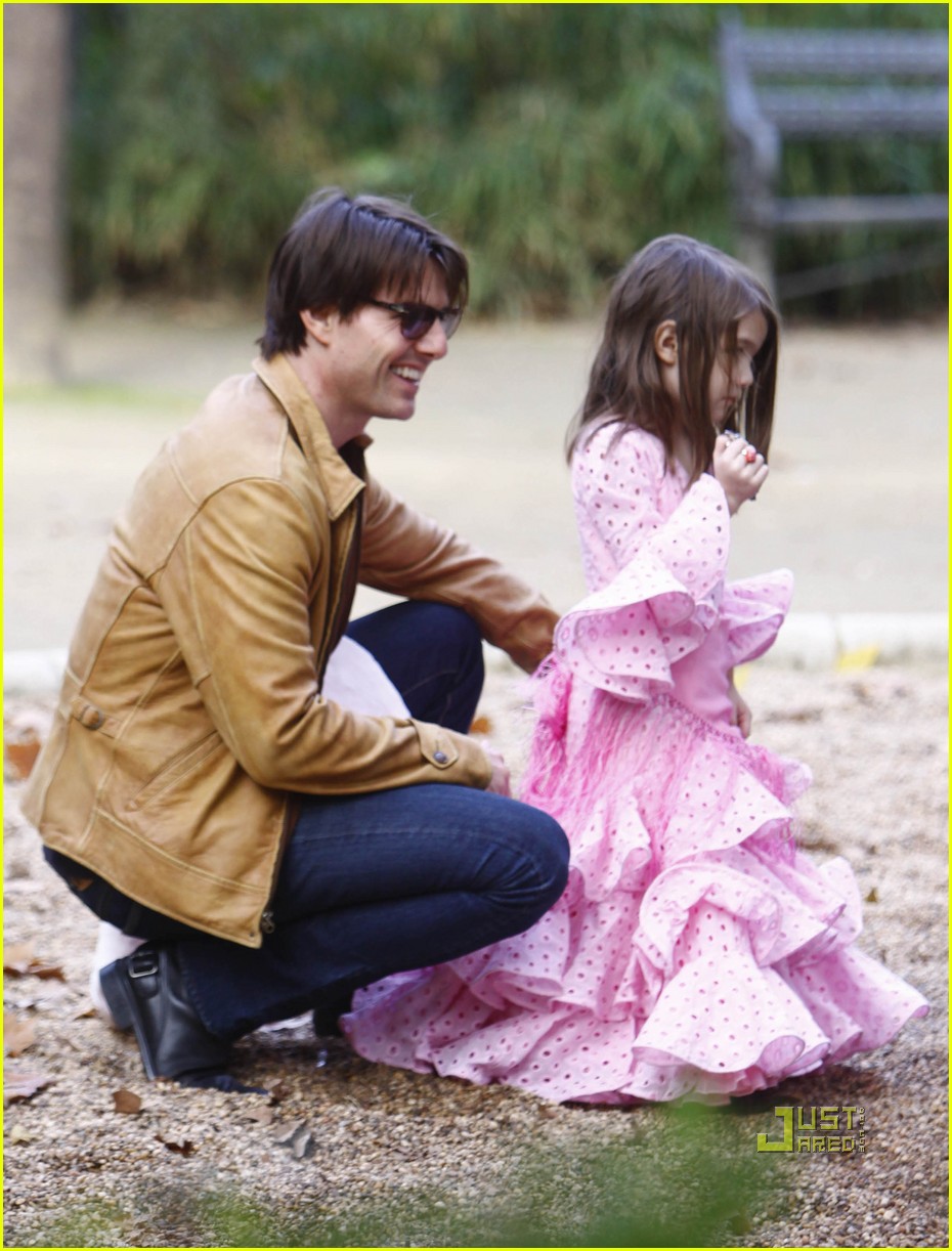 Suri Cruise Pink Flamenco DressUp! Photo 2400178 Celebrity Babies
