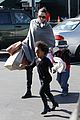 angelina jolie whole foods grocery shopping 02