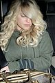 jessica simpson gets more color and curls 27