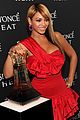 beyonce launches her first fragrance 05
