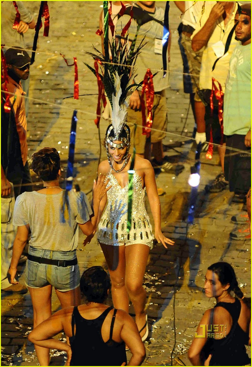 beyonce alicia keys samba costumes 092426813
