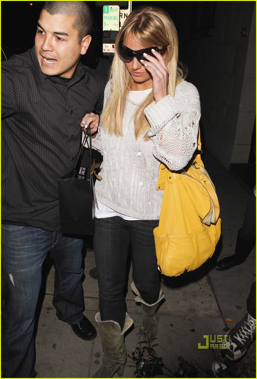 Photo britney spears blonde hair again 04 Photo 2430738 Just Jared