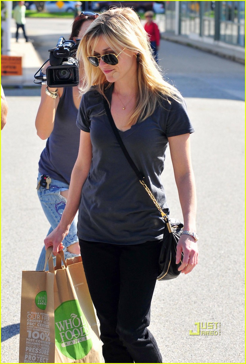 reese witherspoon coffee whole foods 092427506