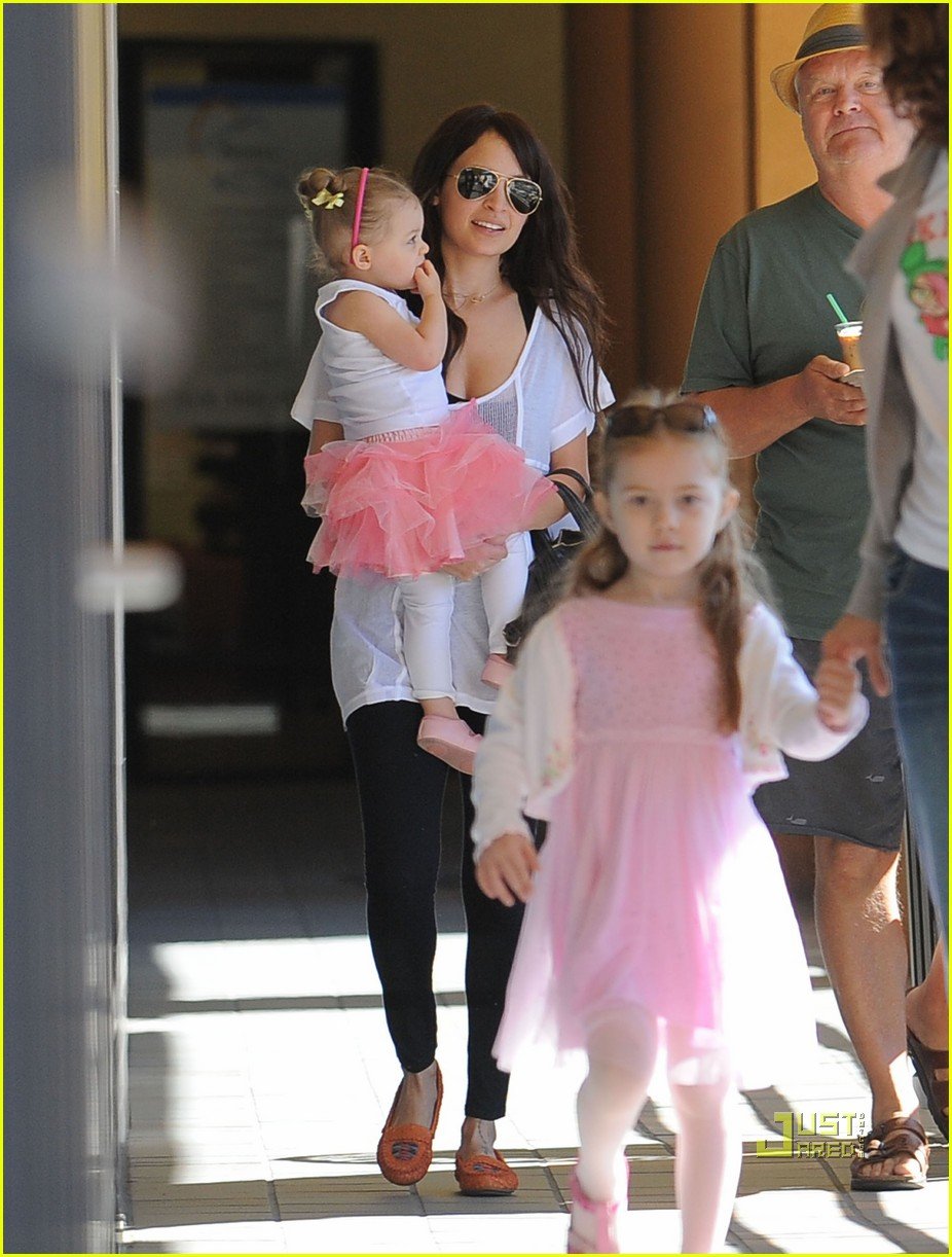 Harlow Madden is Tutu Cute Photo 2441079 Celebrity Babies, Harlow