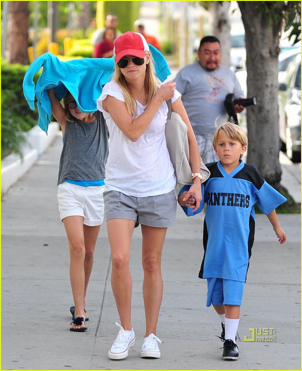 reese witherspoon jim toth big 5 052443447