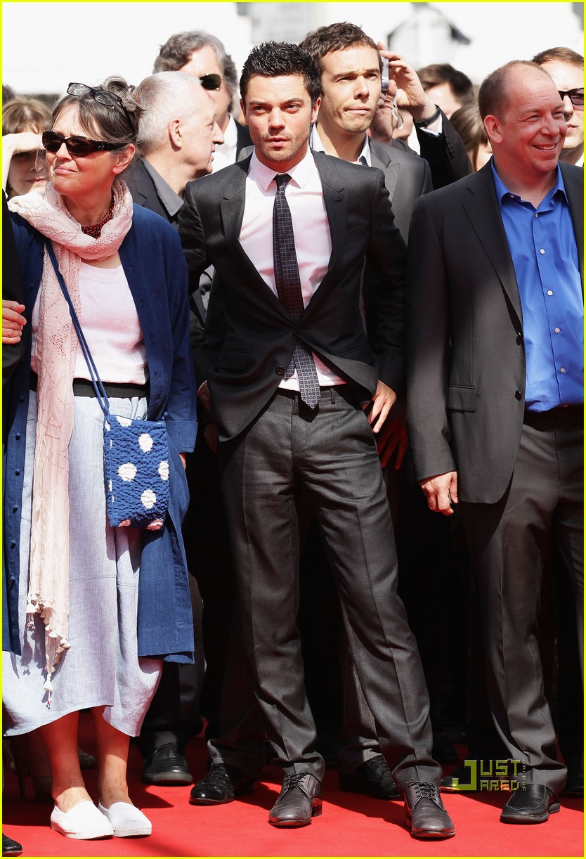 Dominic Cooper \u0026 Lindsay Lohan: New Couple?: Photo 2451968 | Amanda Seyfried,  Dominic Cooper, Lindsay Lohan Photos | Just Jared: Entertainment News, image size:834x1222