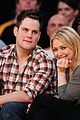 hilary duff mike comrie courtside couple 07