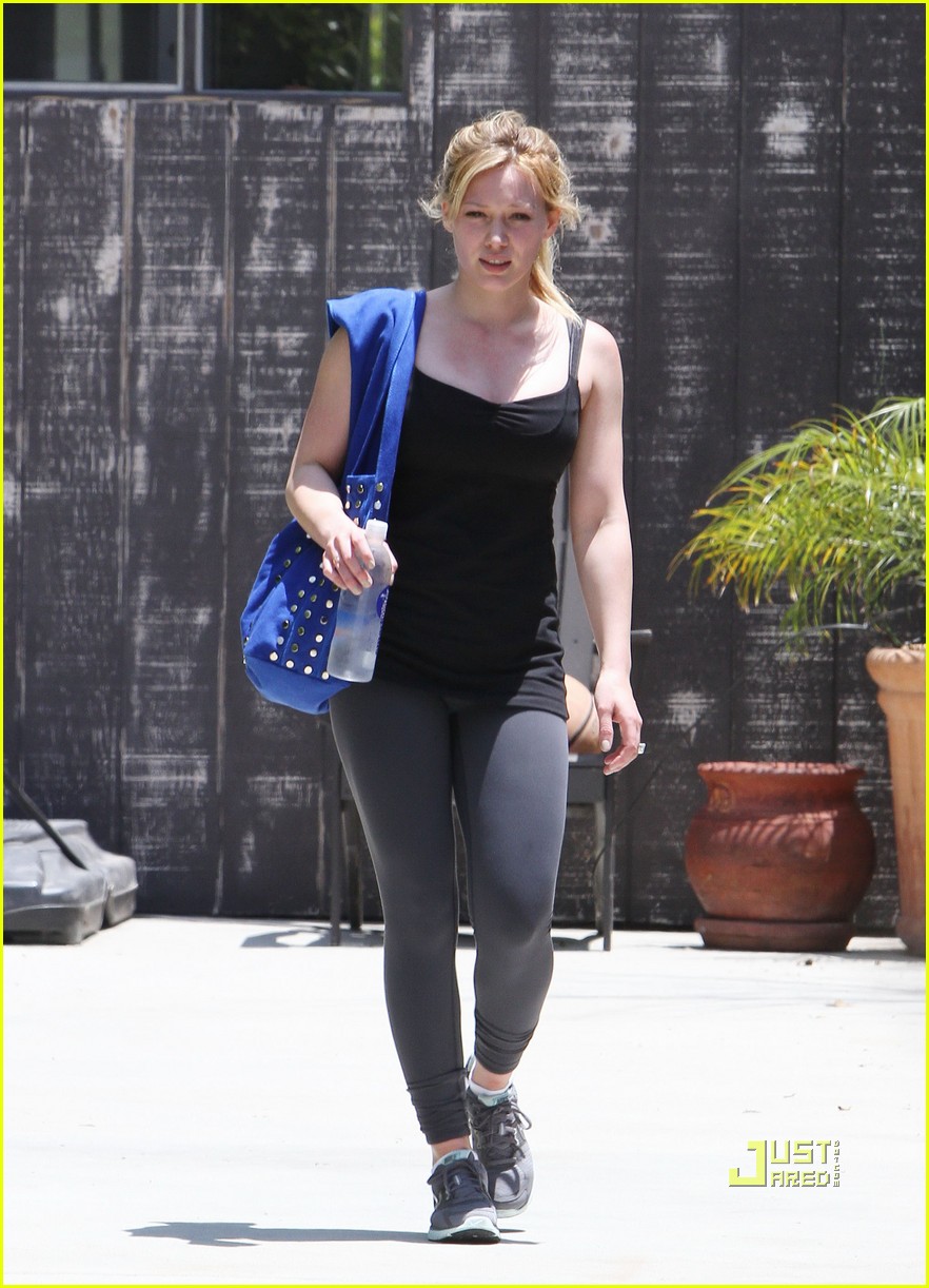 hilary duff mike comrie workout harley pasternak 02