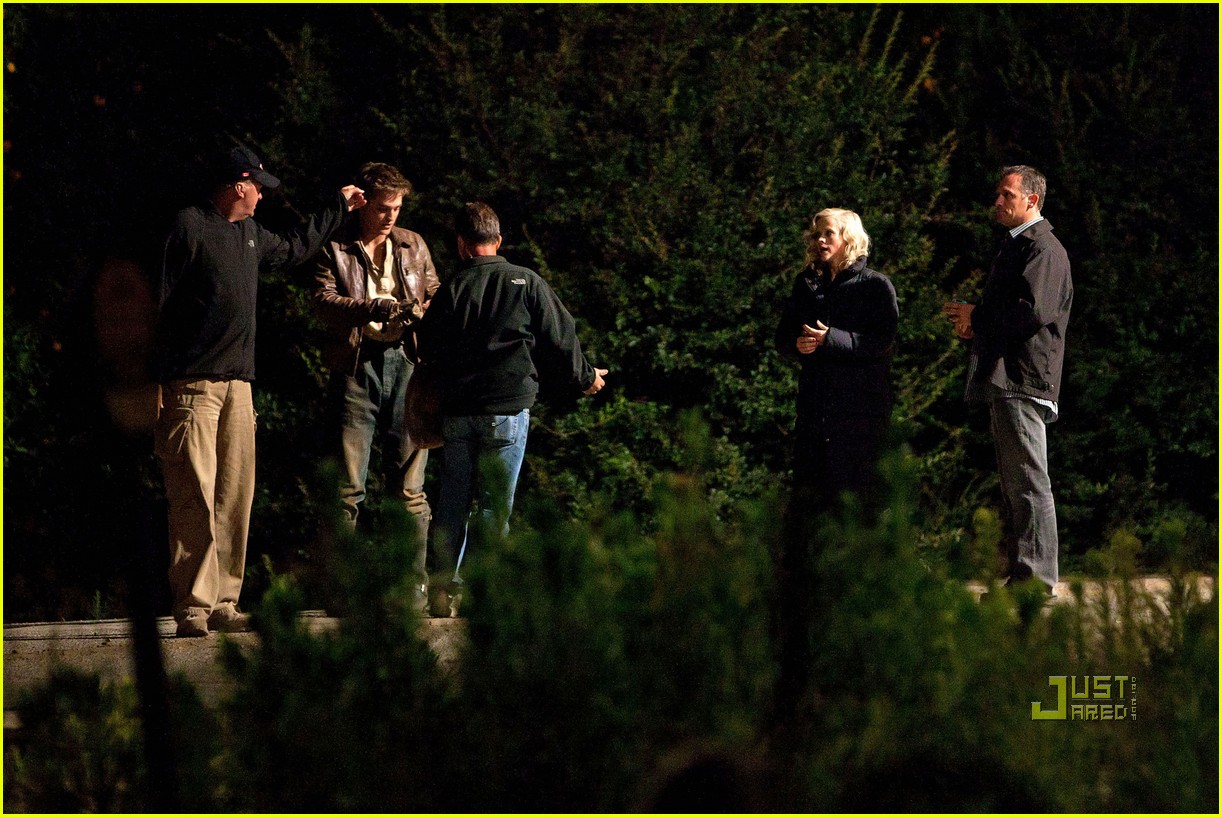 robert pattinson reese witherspoon water for elephants night shoot 082458704