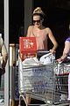 jude law sienna miller grocery shopping 10