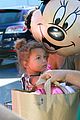 halle berry nahla grocery story minnie mouse balloon 02