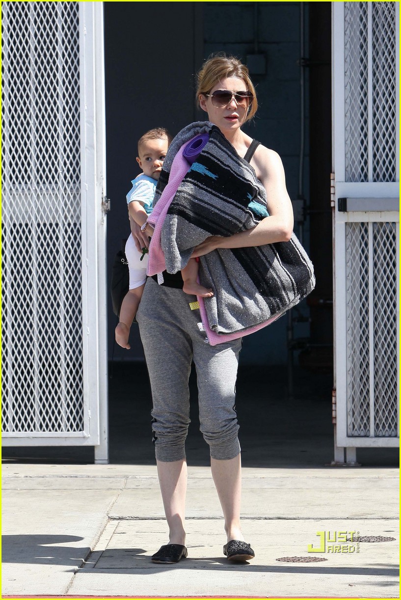Ellen Pompeo Yoga Class with Baby Stella! Photo 2463301 Celebrity