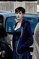 anne hathaway pixie haircut one day 02