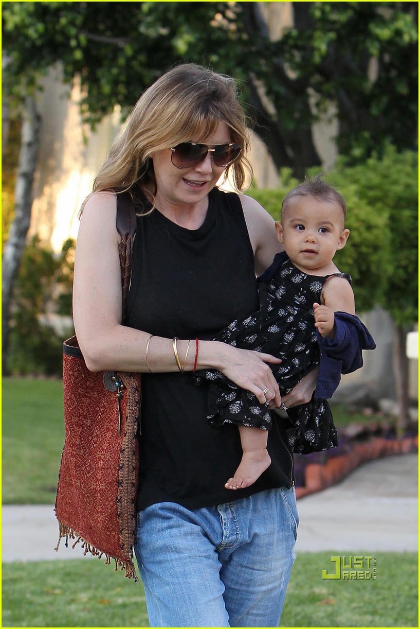 ellen pompeo chris ivery happy family with stella 05