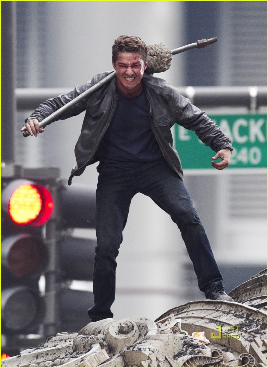 shia labeouf transformers 3 funny face action sequences 202470880
