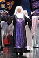 whoopi goldberg sister act west end 01