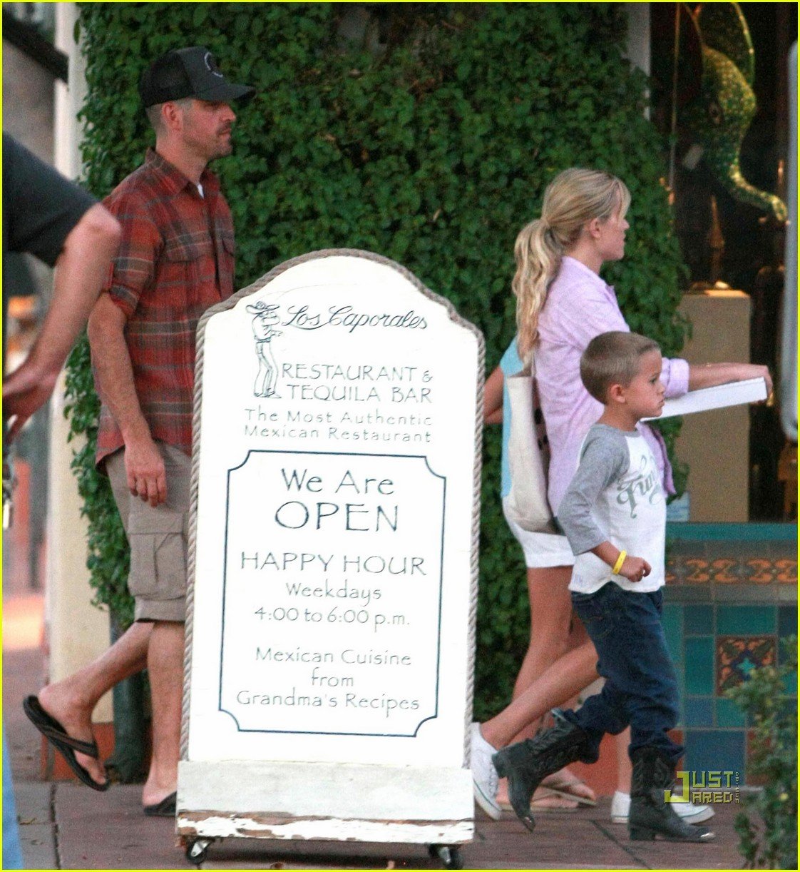 reese witherspoon ojai 08