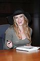hilary duff book signing sweetie 11