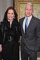 anderson cooper helps launch his moms book 01