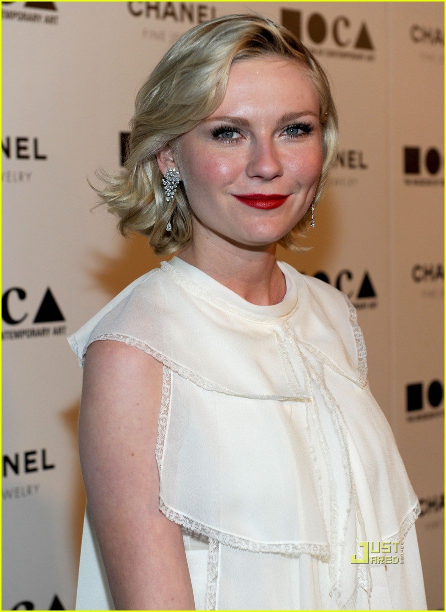 Kirsten Dunst MOCA Gala with Ginnifer Goodwin! Photo 2495454