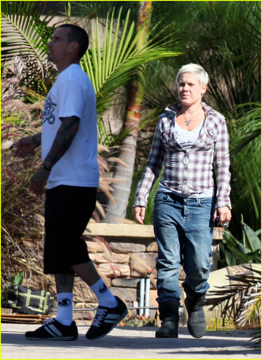 Pink Expecting A Baby with Carey Hart? Photo 2494435 Carey Hart