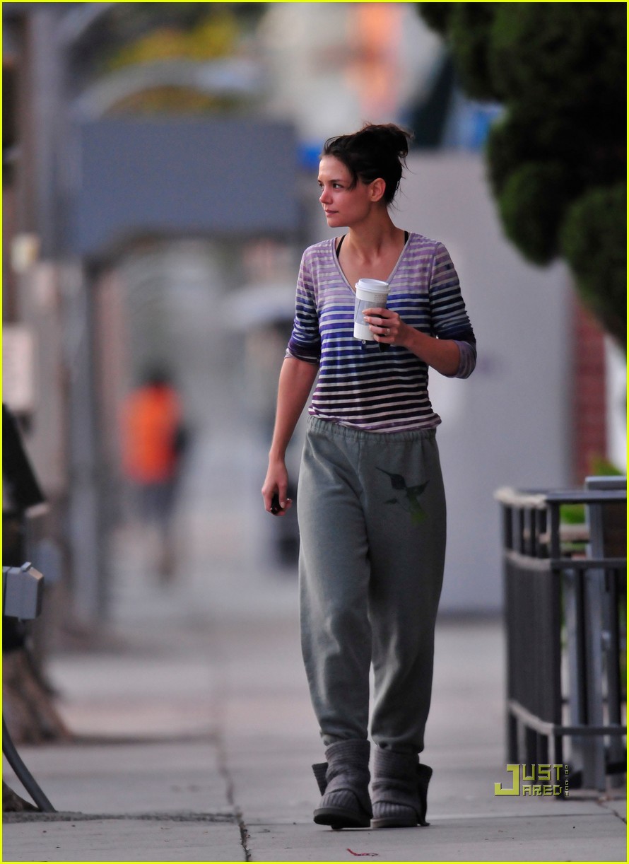 katie holmes coffee after workout 022502997
