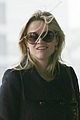 reese witherspoon shopping 01