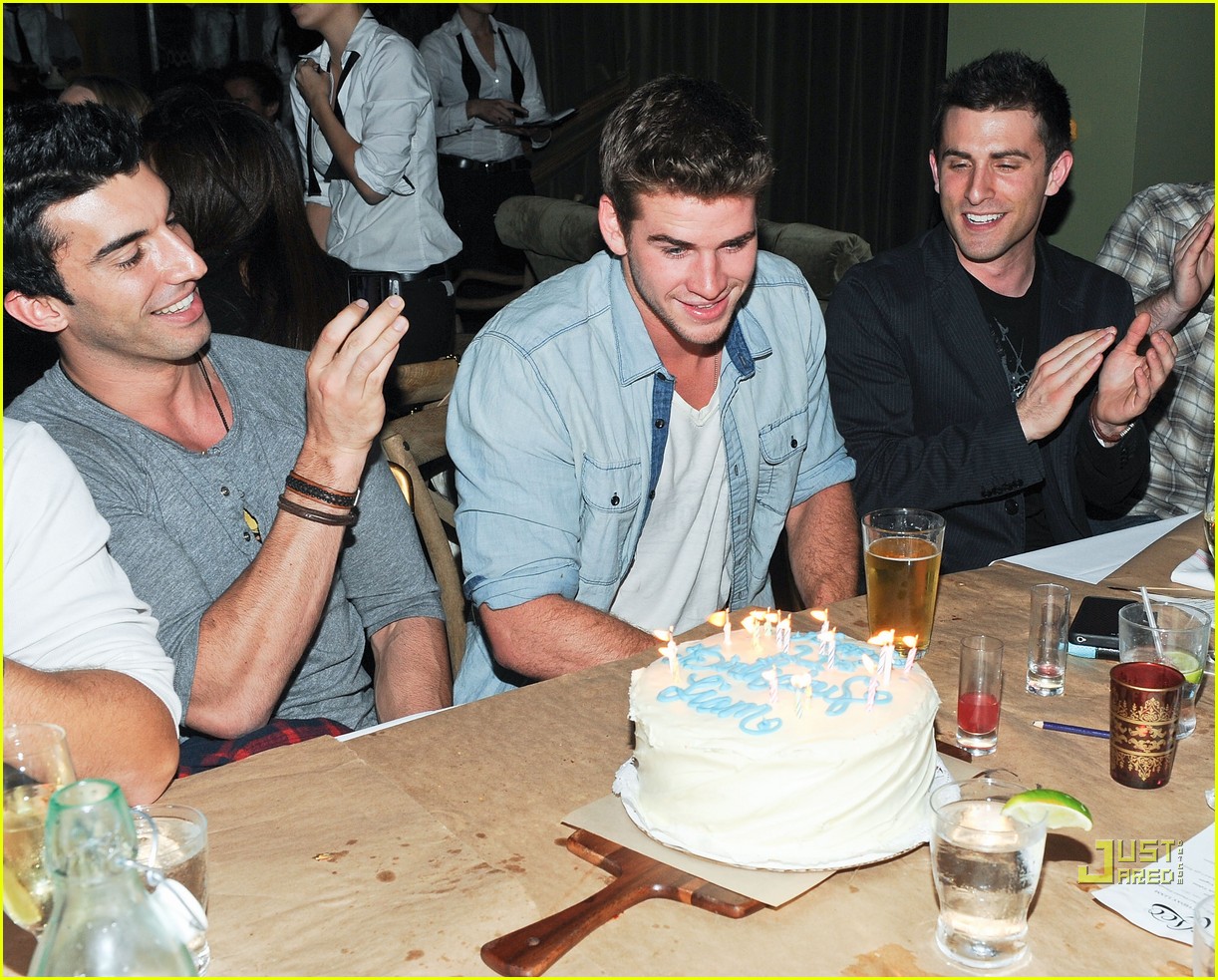 Photo: liam hemsworth birthday party 05 | Photo 2511254 | Just Jared