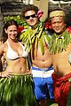 jennifer love hewitt alex beh hula in hawaii 01