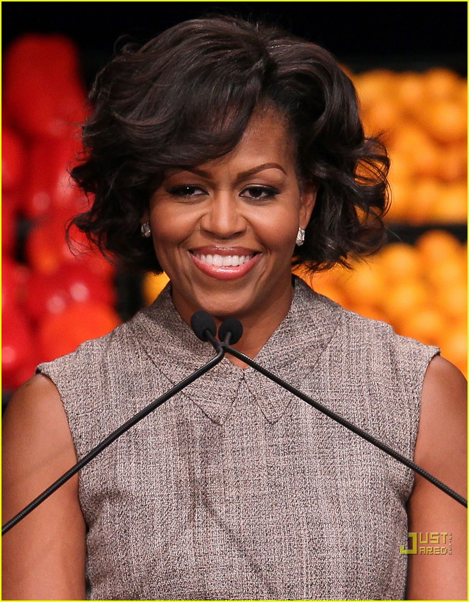 michelle obama china red 02