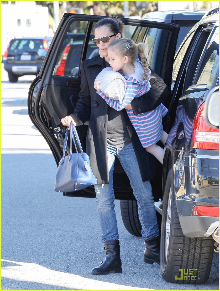 violet affleck mailbox purse with mommy 052508217