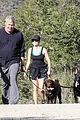 reese witherspoon takes hike with dogs 03