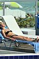 kelsey grammer miami poolside with kayte walsh 03