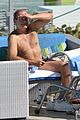 kelsey grammer miami poolside with kayte walsh 09